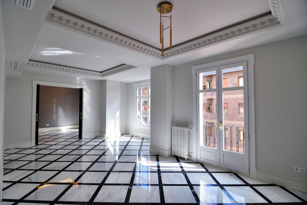 Imagen de salón con suelo de damero